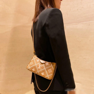 Louis Vuitton Monogram Empreinte Easy Pouch On Strap Arizona Beige1:1High-quality replica