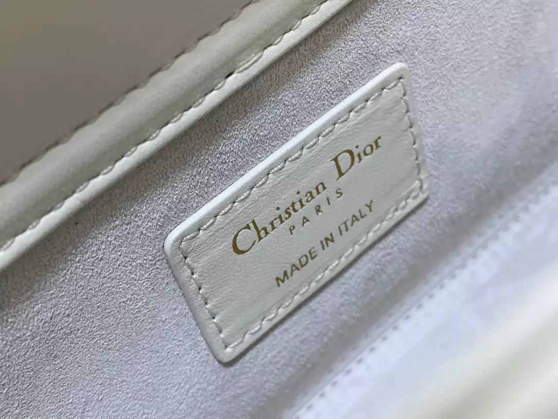 Medium Lady D-Joy Bag White Cannage Lambskin with Gold-Finish Butterfly Studs1:1High-quality replica