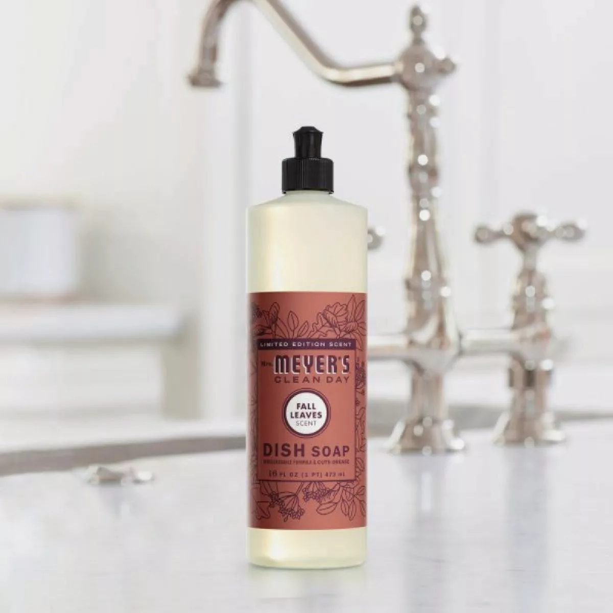 Mrs. Meyer's Clean Day 16 Oz. Fall Leaves Liquid Dish Soap