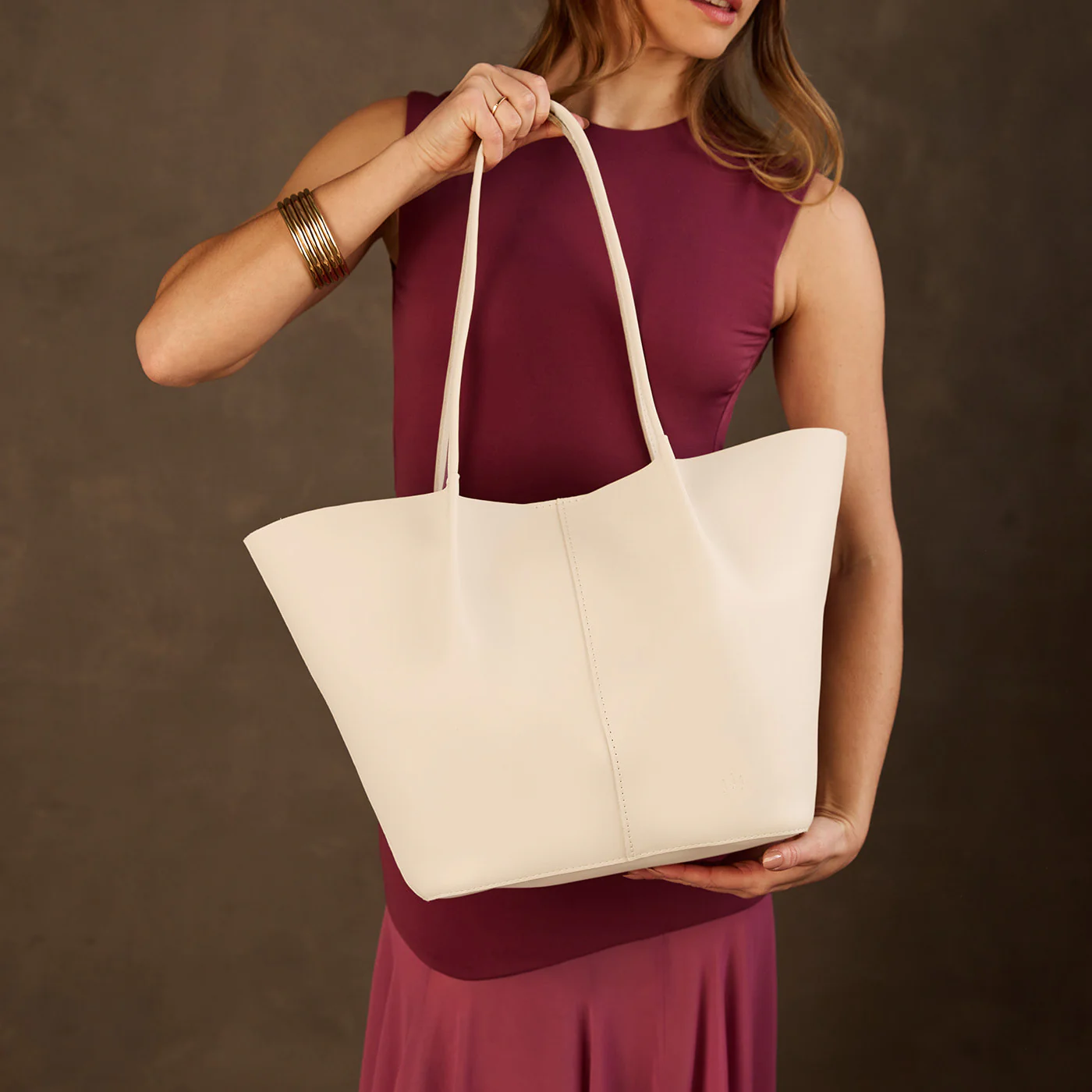 Devan Bucket Tote