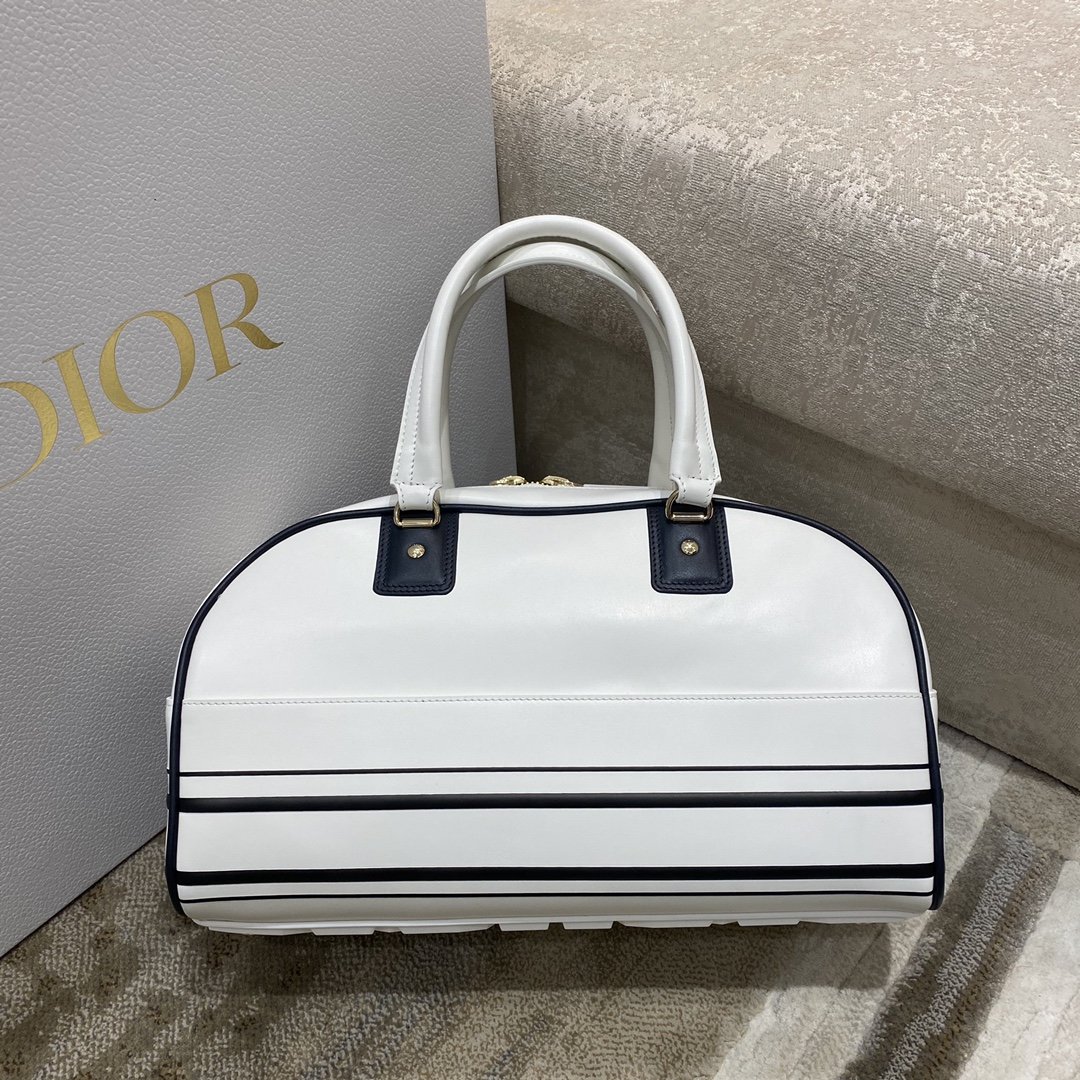 Christian Dior Medium Vibe Zip Bowling Bag, White, For Men/Women Bowling Bags, 34cm CD M6202OOBR_M8791:1High-quality replica