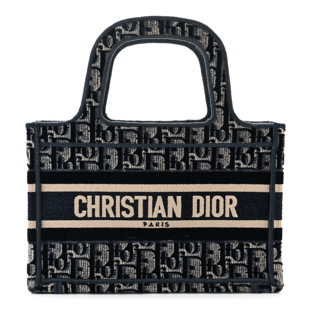 Experience Mirror-Quality Dior Replica Handbags