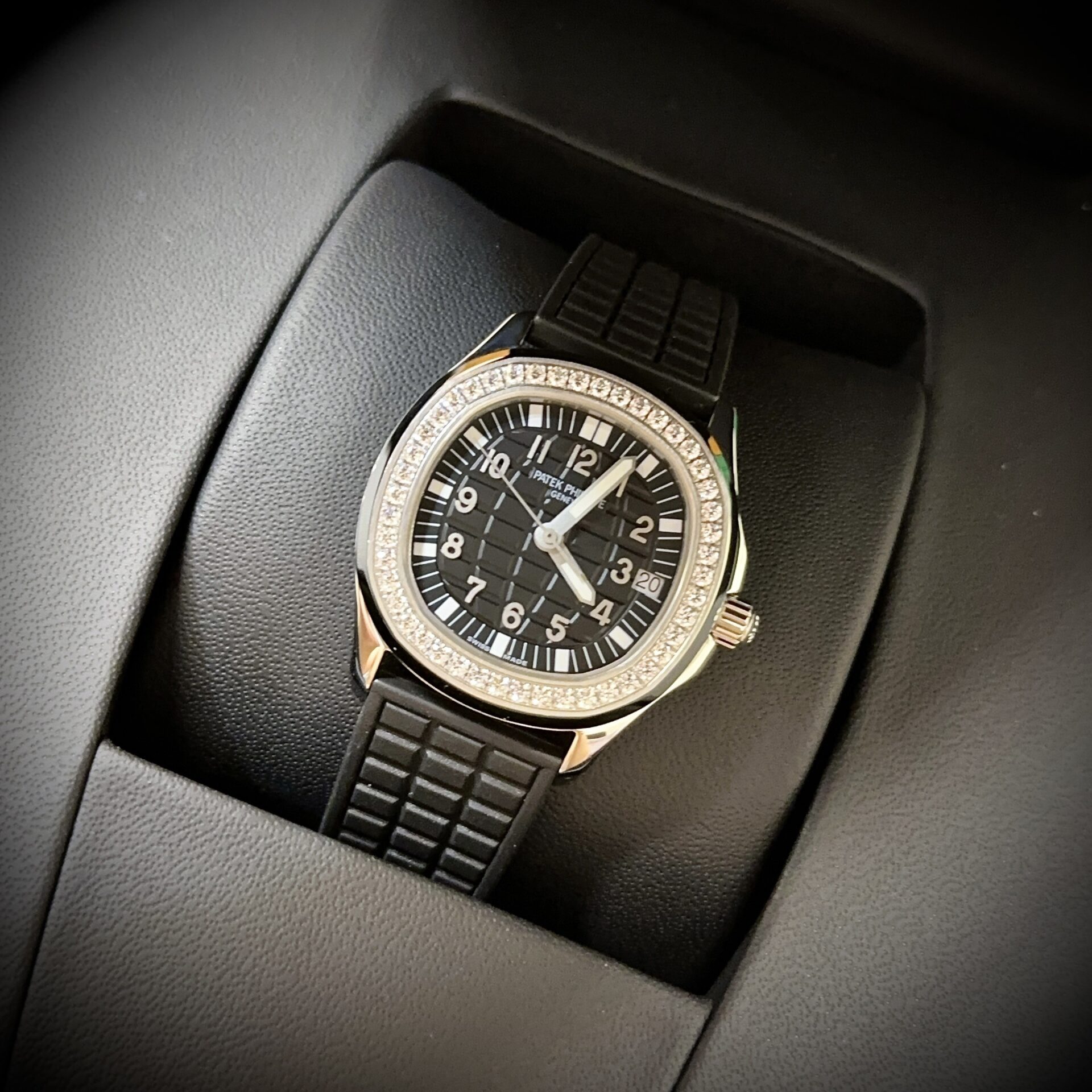 Patek Philippe Aquanaut 5067G Replica 1:1 Watch Black PP Factory 35.6mm - Elite Watch Atelier