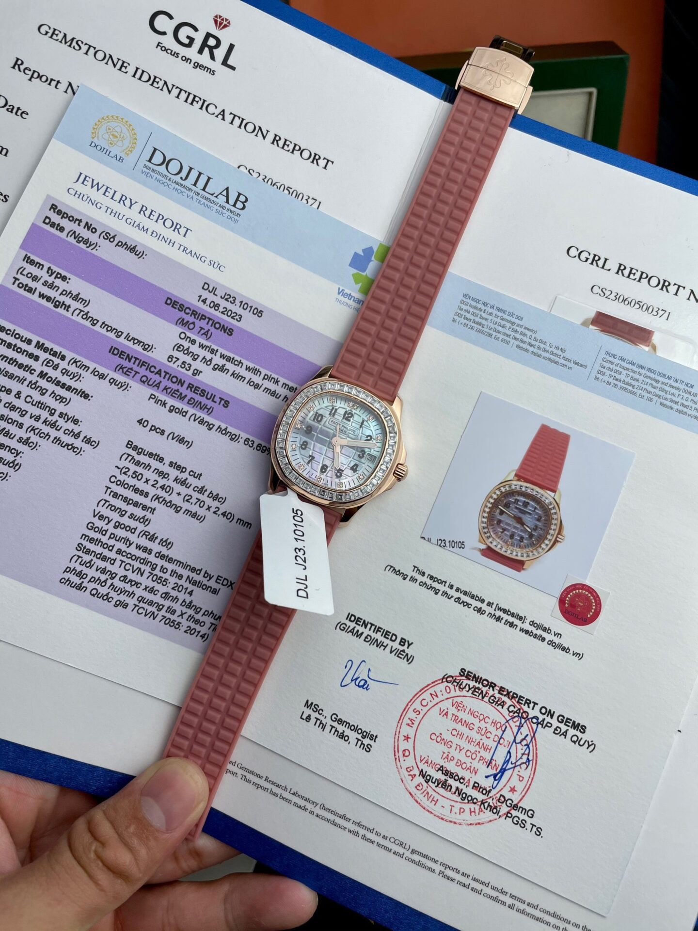 Patek Philippe Replica Watch Aquanaut 5072R Gold Wrapped Moissanite Diamond 35.6mm - Top club