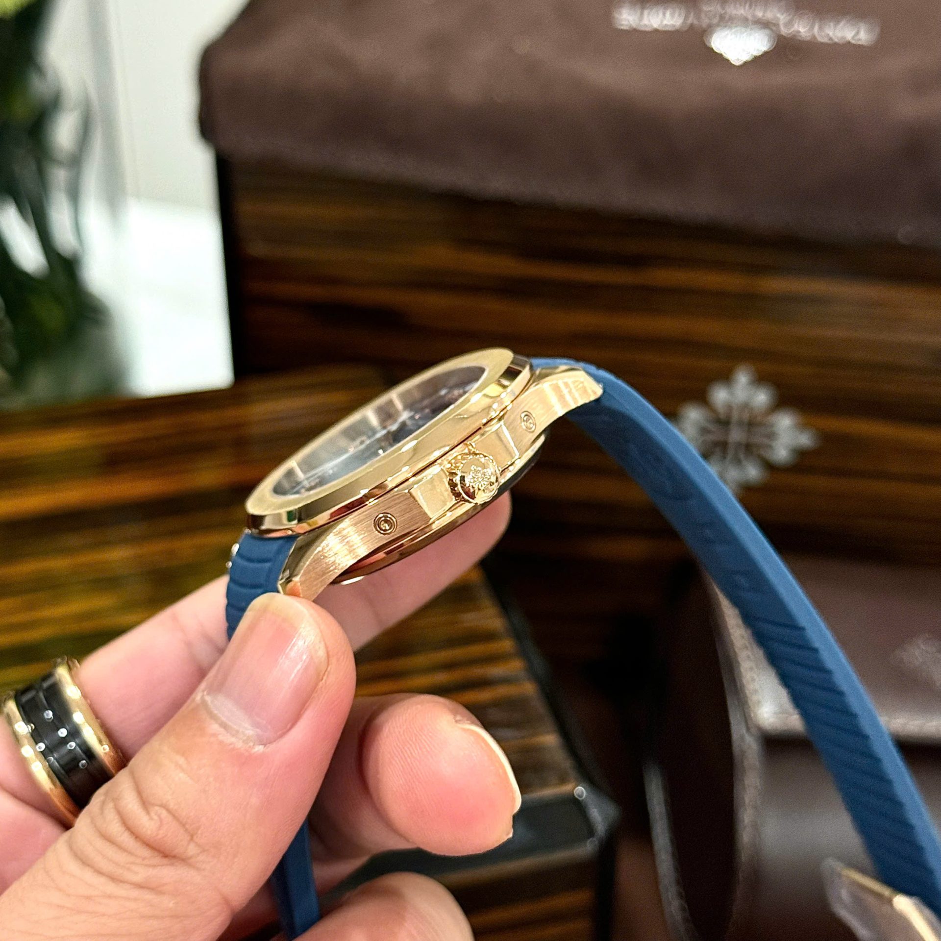 Patek Philippe Aquanaut 5261R Replica Watches Best Quality Blue Dial Rubber Strap 40mm - Top club