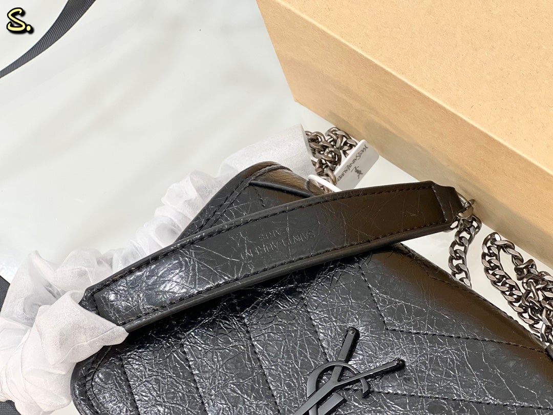 TO – Luxury Edition Bags SLY 2151:1High-quality replica