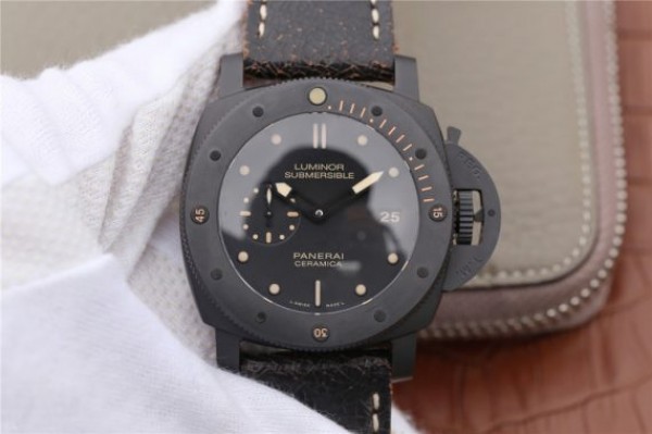 Replica Panerai PAM508 VSF Real Ceramic Black Distressed Calfskin Strap P.9000 - Top club