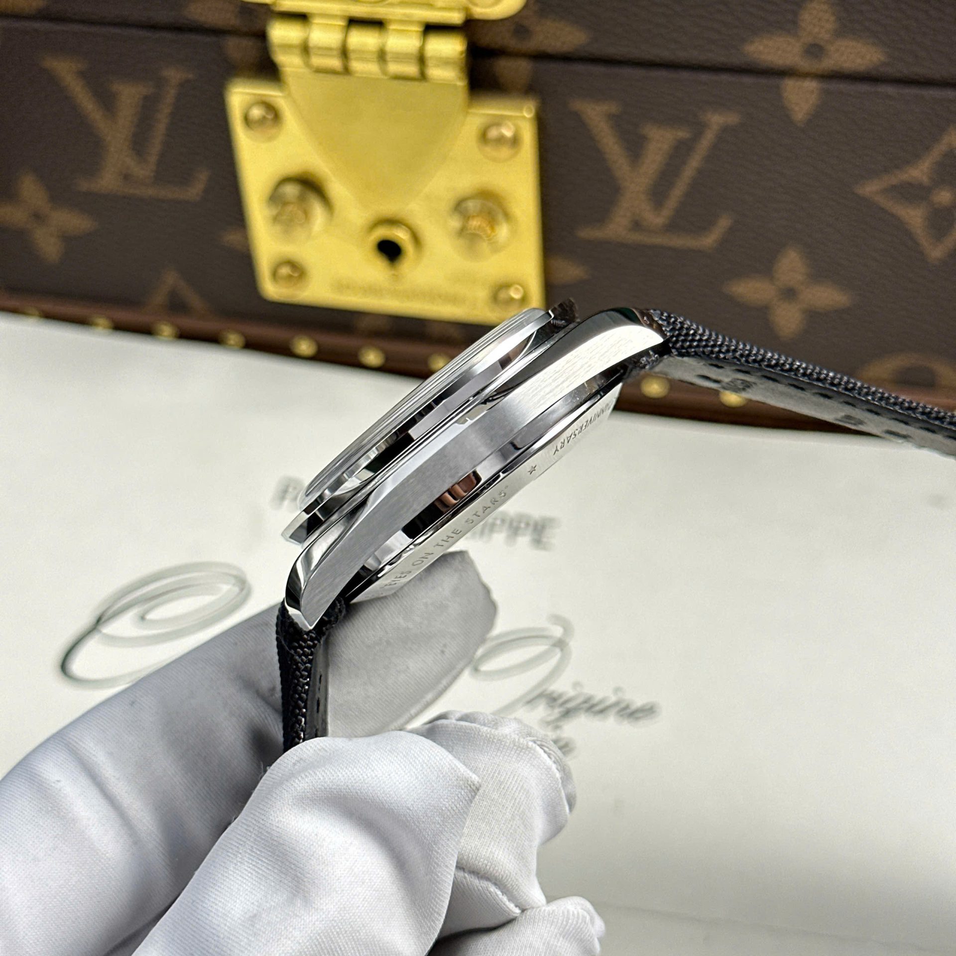 Omega Speedmaster Apollo 13 Silver Snoopy Luxury Imitation Watches Fabic Strap OM Factory 42mm - Top club