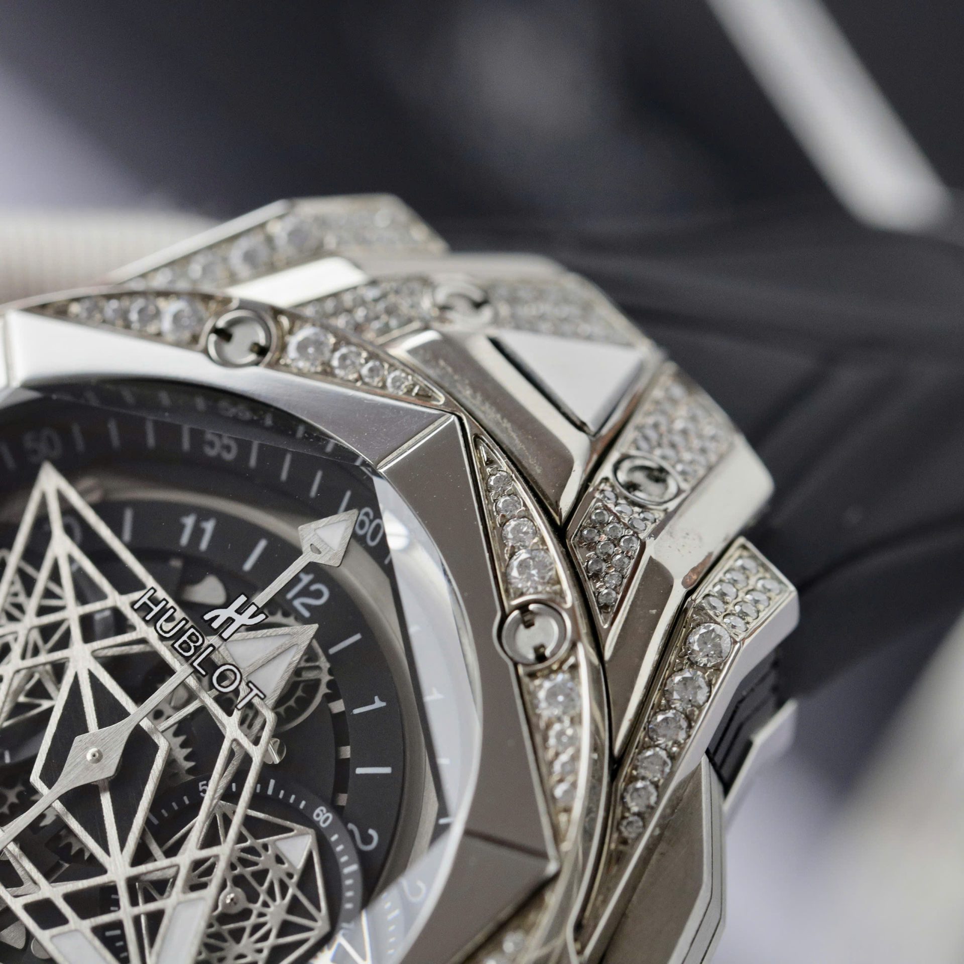 Hublot Big Bang Sang Bleu II Replica Watch Custom Moissanite Diamonds 44mm - Top club