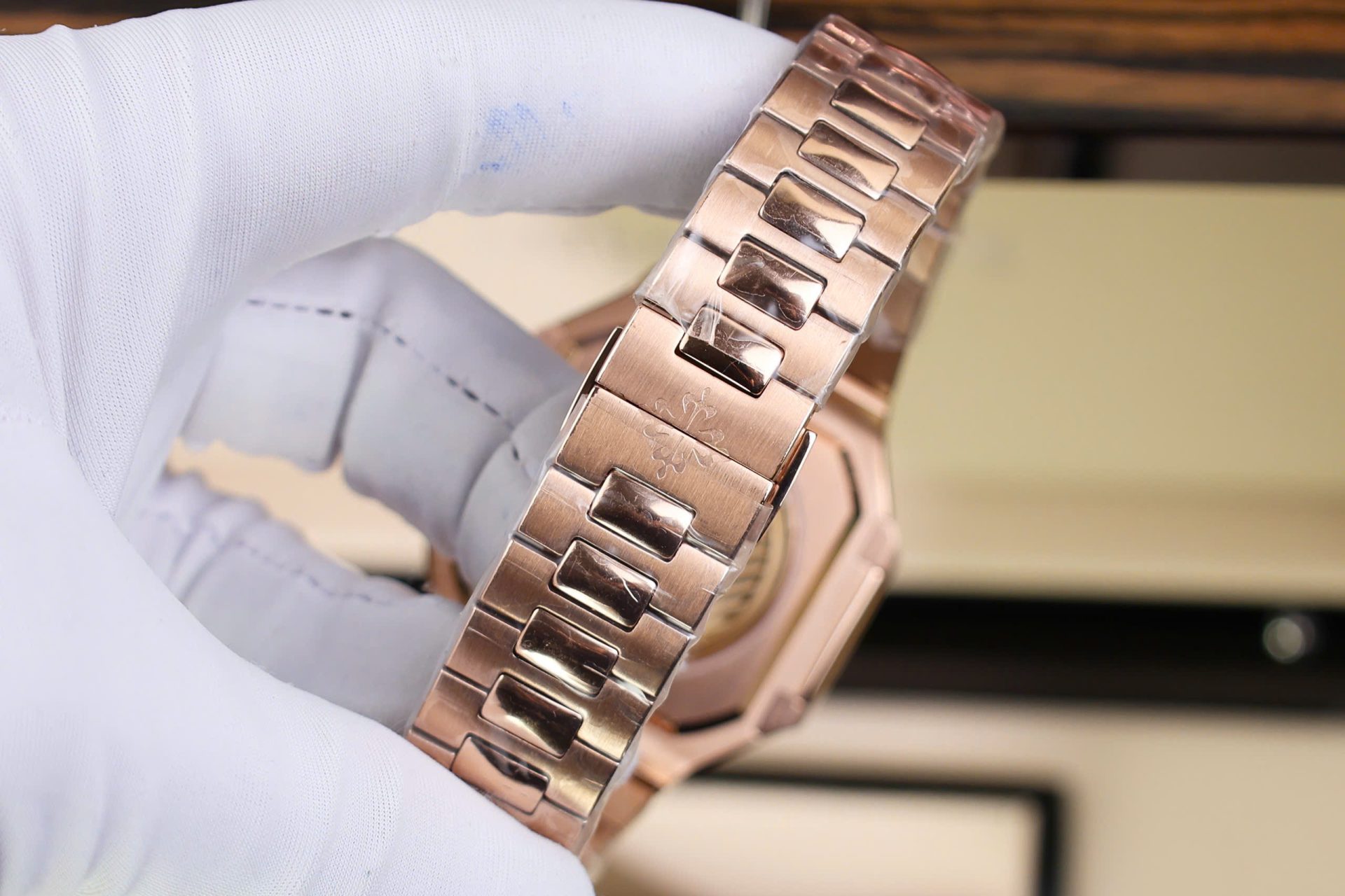 Patek Philippe Cubitus 5821 Rose Gold Replica Watch Dial Chocolate 45mm - Top club