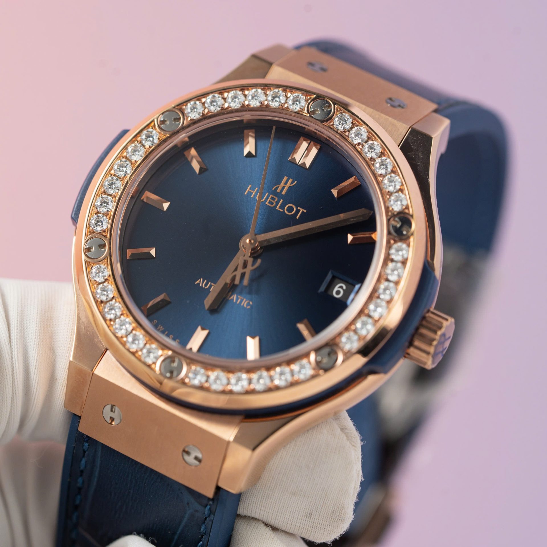 Hublot Replica Watch Classic Fusion King Gold Blue Dial Moissanite Diamond Bezel 38mm - Top club