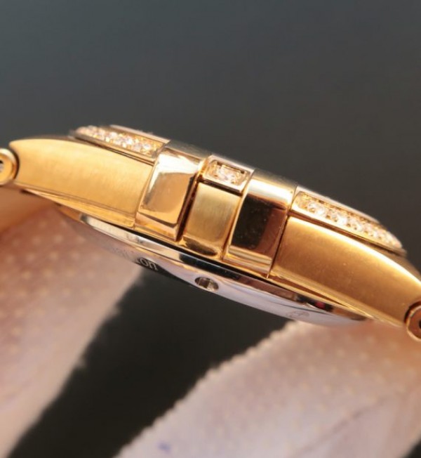 Replica Omega V6 Constellation YG Dial Diamonds Bezel   Markers YG Bracelet A2500 - Top club