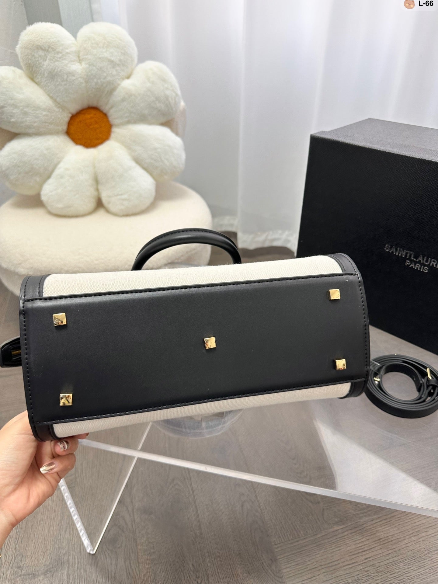 TO – Luxury Bags SLY 2831:1High-quality replica