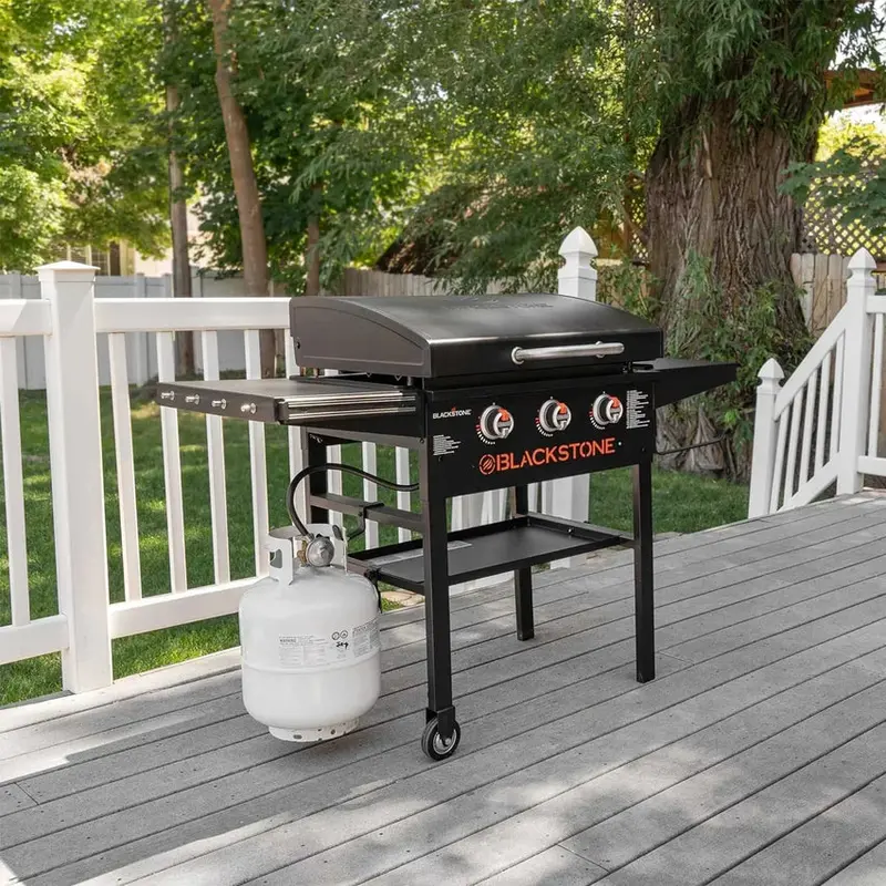 Blackstone 28-Inch 3-Burner Griddle With Hood - XL Flat Top Outdoor Grill Kit - Image 5 Blackstone 28-Inch 3-Burner Griddle With Hood - XL Flat Top Outdoor Grill Kit - Image 5