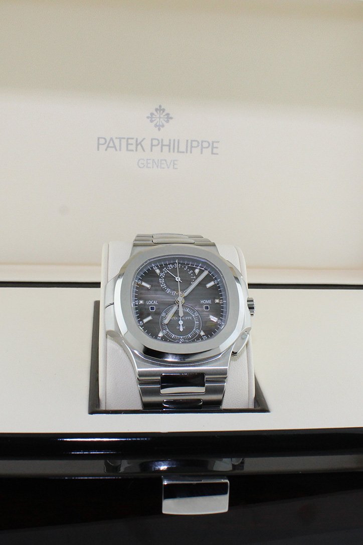Patek Philippe Nautilus Travel Time Chronograph Stainless Steel Automatic Men's Watch 5990-1A-001(1:1 replica) - Top club