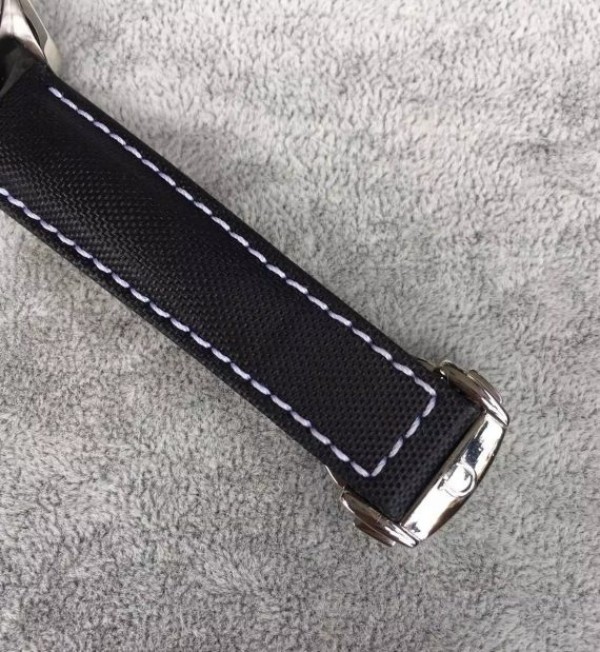Replica Omega Speedmaster 3210.50.00 Black Dial/Bezel Black Nylon Strap - Top club