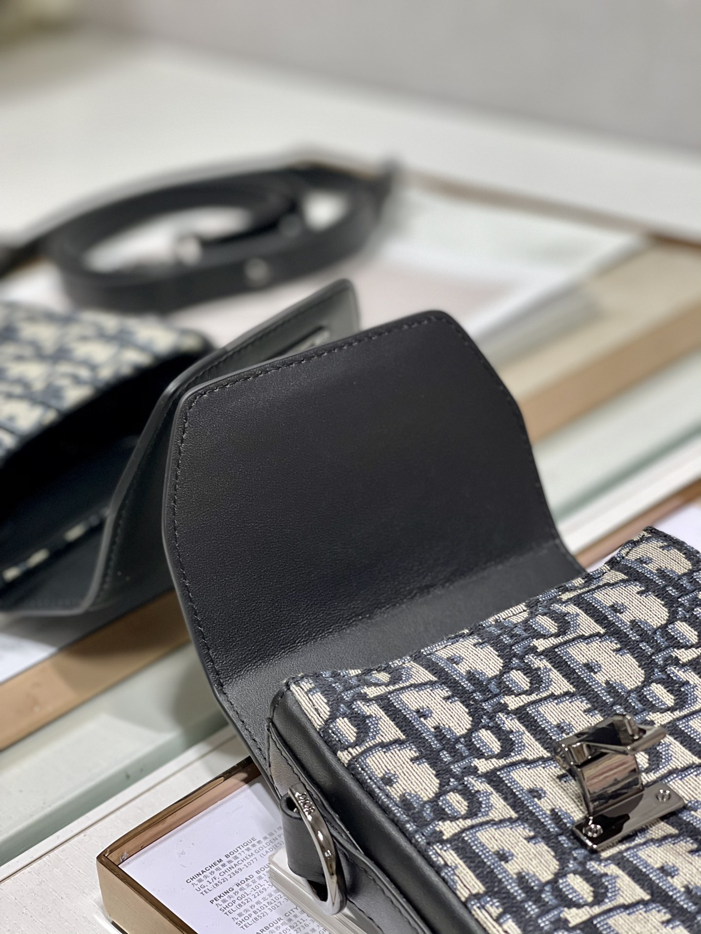 Saddle Vertical Pouch With Strap Beige/Black For Women 8.5in/22cm 2ADCA446YKS_H27E1:1High-quality replica