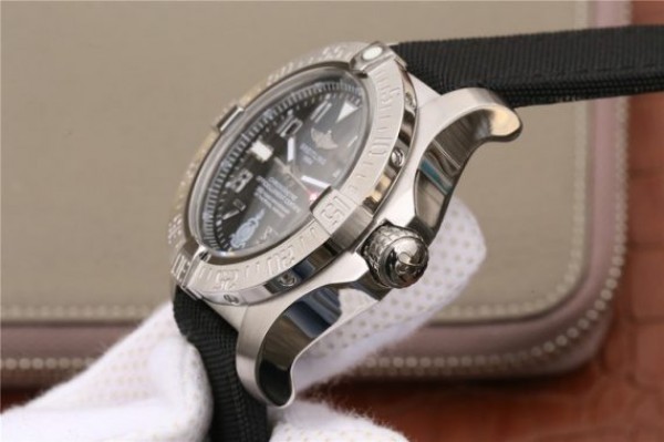 Replica Breitling Avenger Seawolf Royal Marines 350 Years Anniversary Nylon Strap A2836 - Top club
