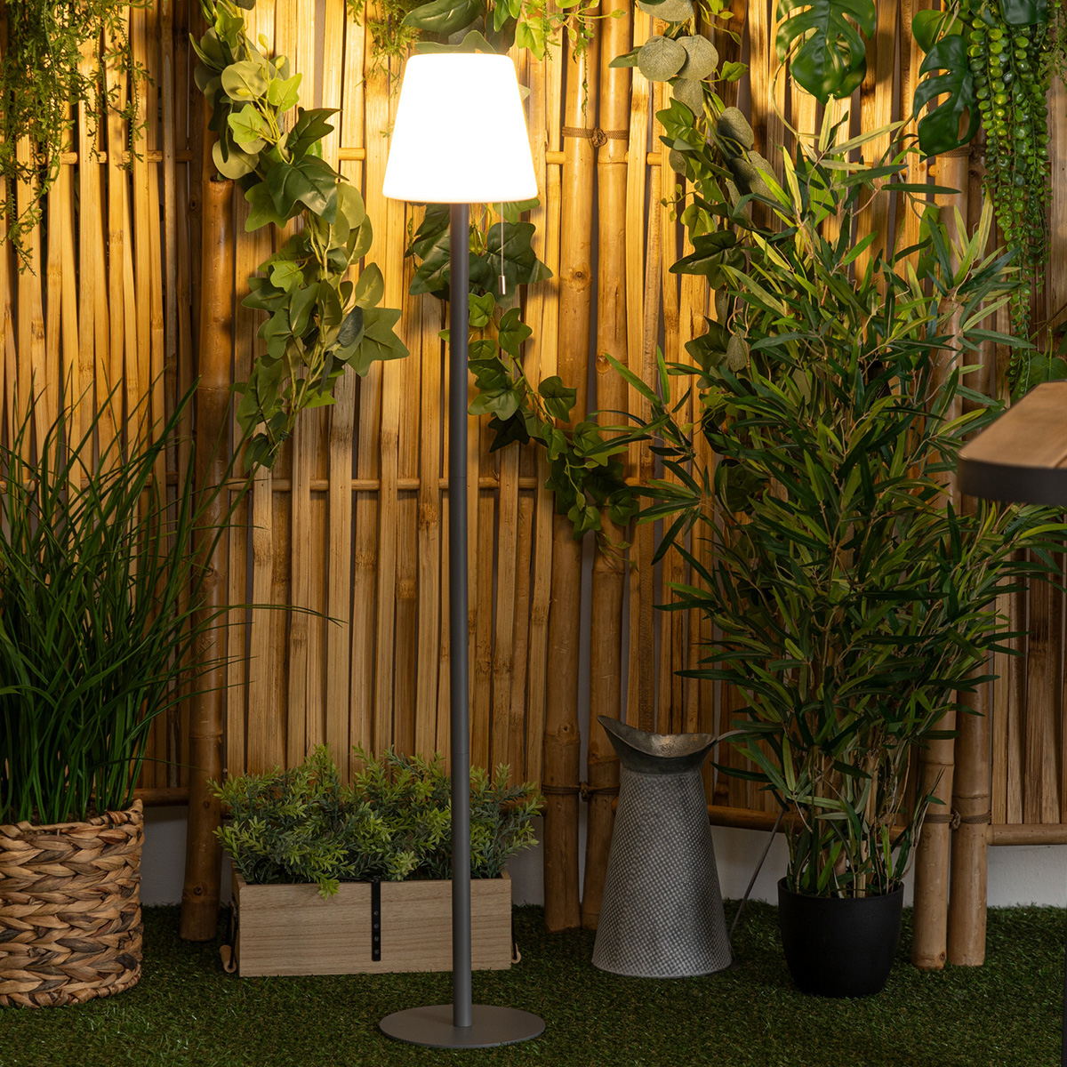 "Zack" outdoor floor lamp Graphite, H.108 cm