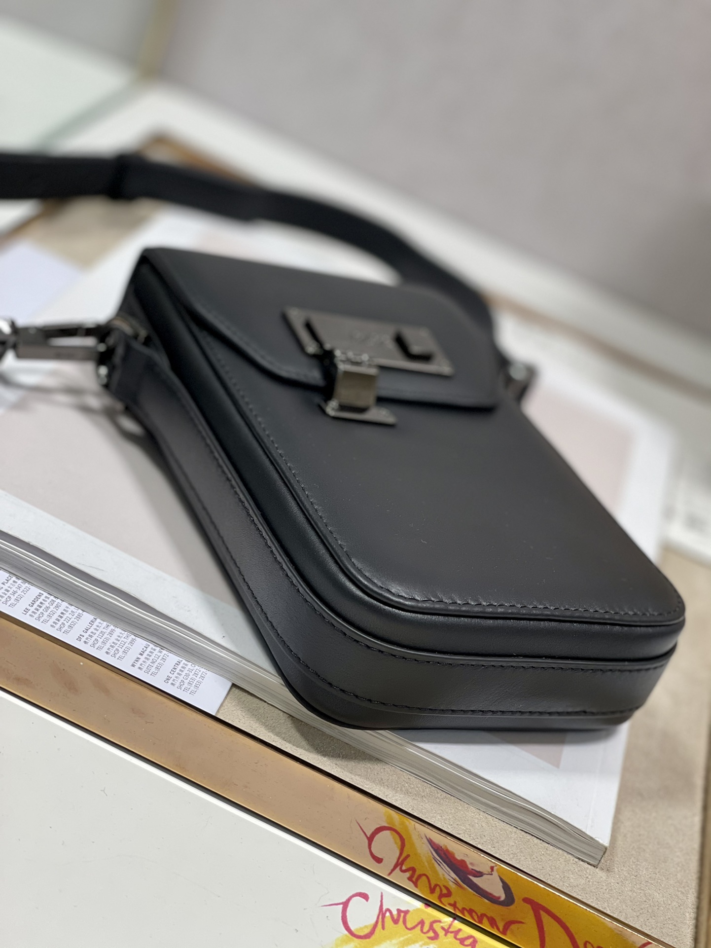Saddle Vertical Pouch With Strap Beige/Black For Women 8.5in/22cm 2ADCA446YKS_H27E1:1High-quality replica