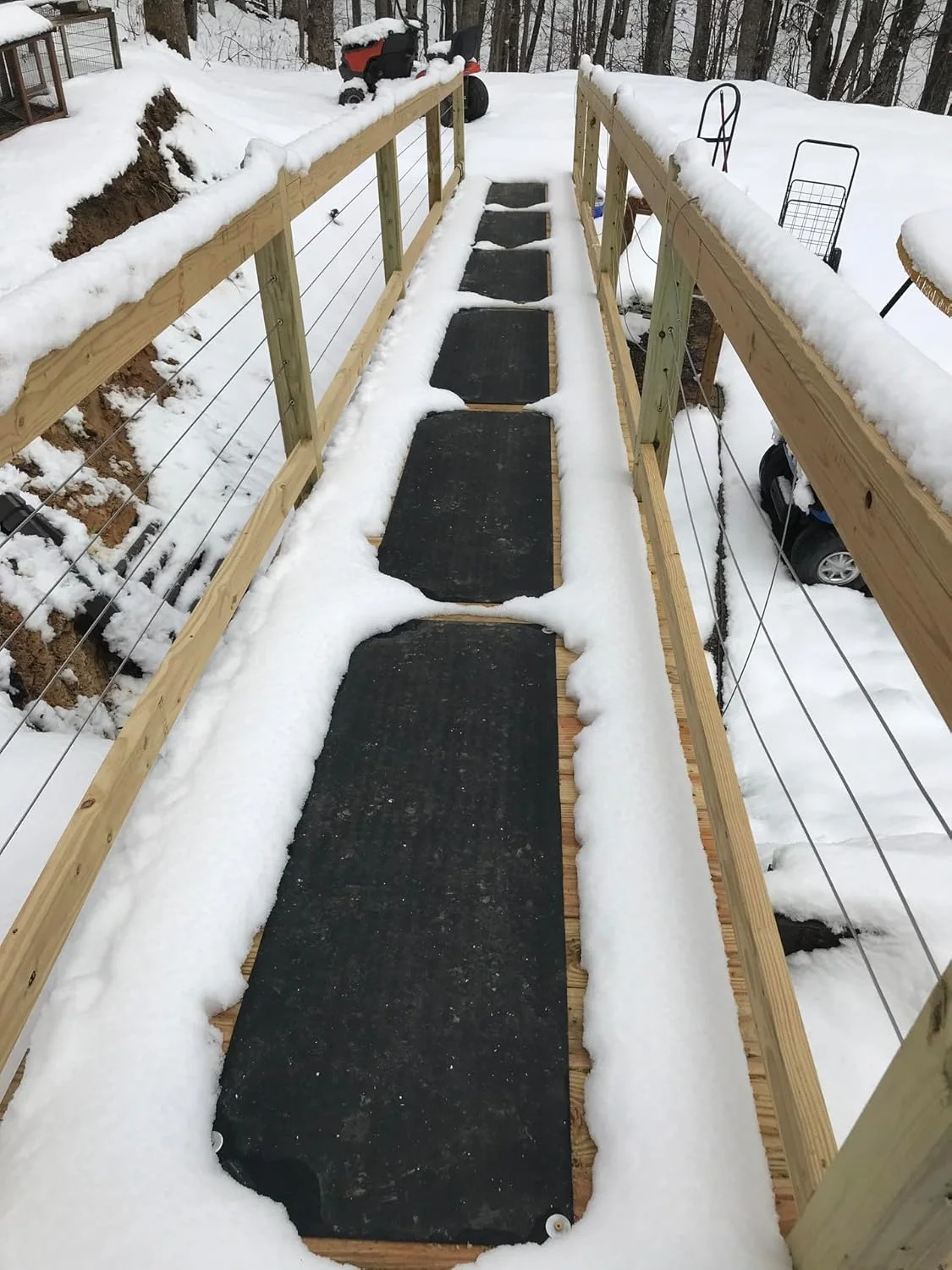 HeatTrak Heated Outdoor Snow Melting Mat - 20 x 60 in - Image 6 HeatTrak Heated Outdoor Snow Melting Mat - 20 x 60 in - Image 6