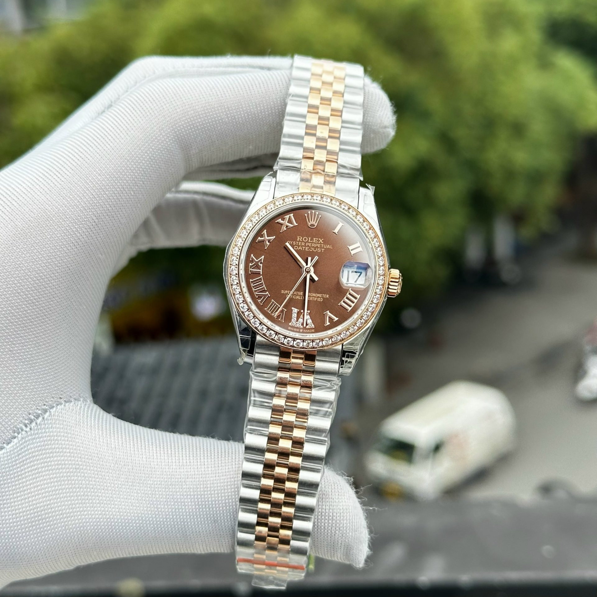 Rolex Replica 11 Watch DateJust Women s With Stone Benzene Jubilee Strap 31mm - Elite Watch Atelier