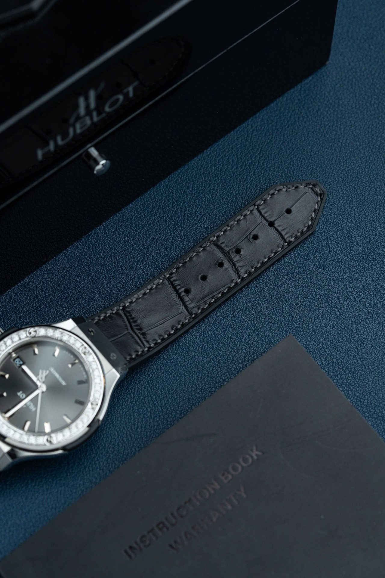 Hublot Classic Fusion Dial Gray Replica Watch Bezel Diamonds Moissanite 38mm - Top club