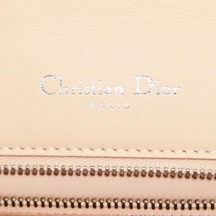 Dior Diorama handbag in beige leather cannage1:1High-quality replica