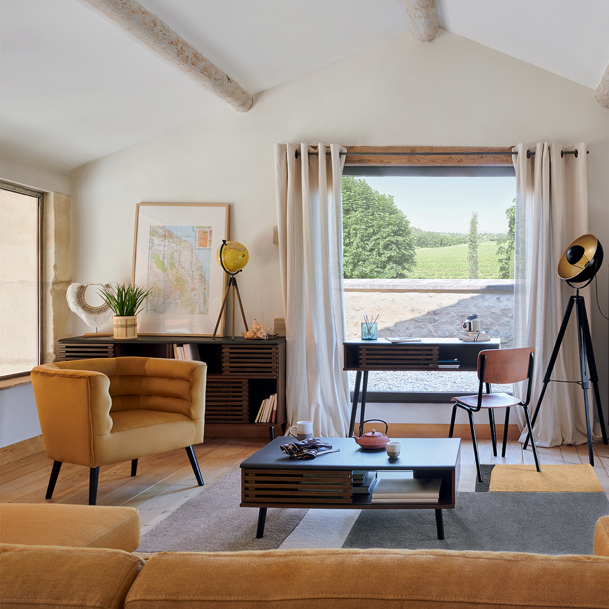 School chair "Kiel" Brown