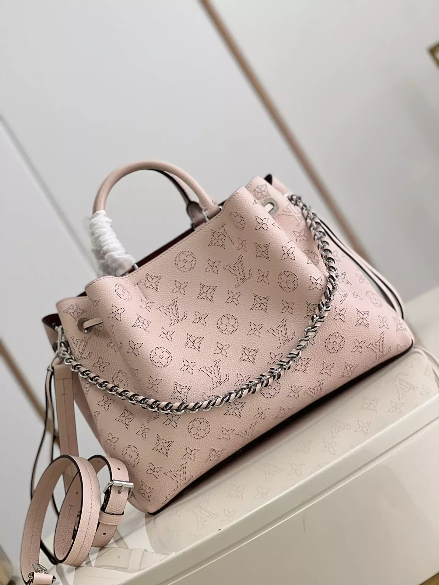 Bella Tote Pink Beige Mahina Calfskin1:1High-quality replica