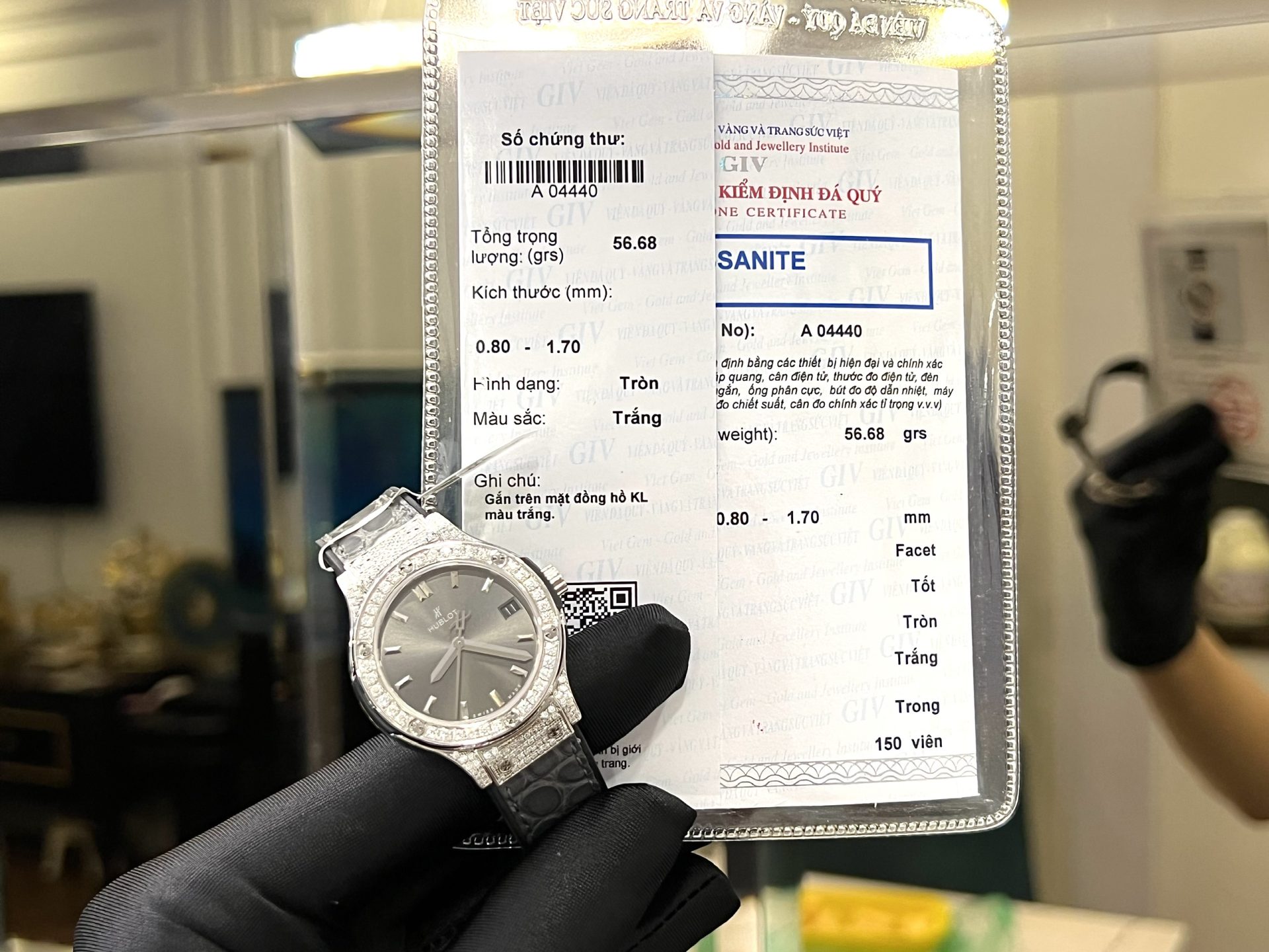 Hublot Classic Fusion Women Dial Gray Copies Watches Full Diamonds Moissanite Hong Kong 33mm - Top club