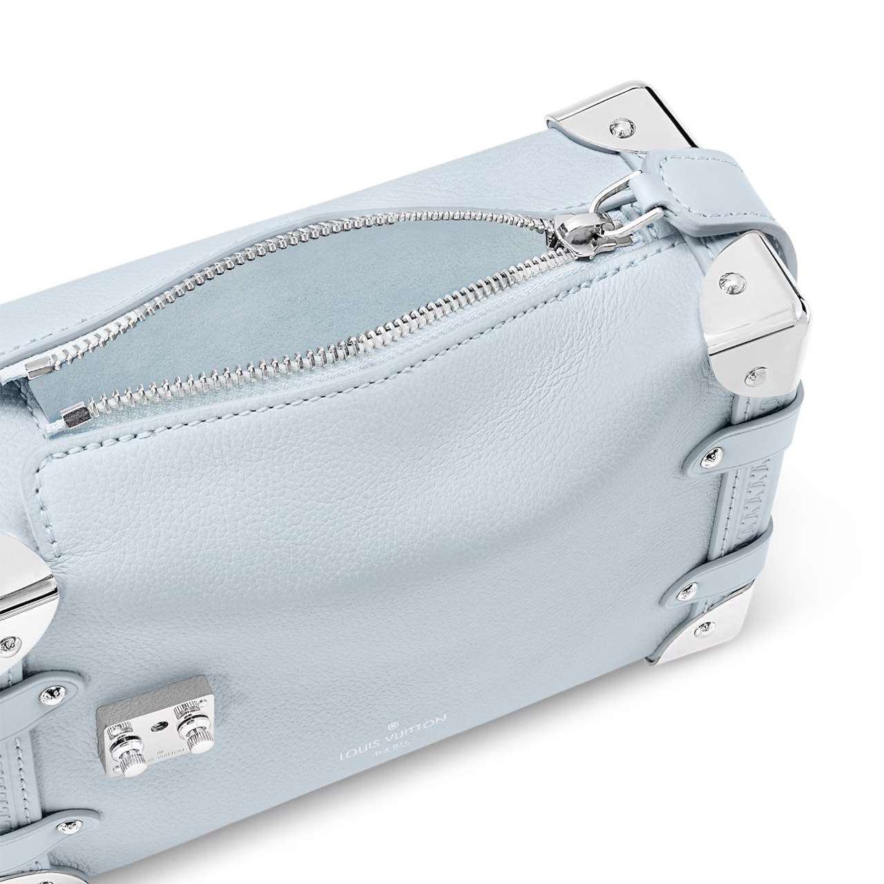 Side Trunk PM M250671:1High-quality replica