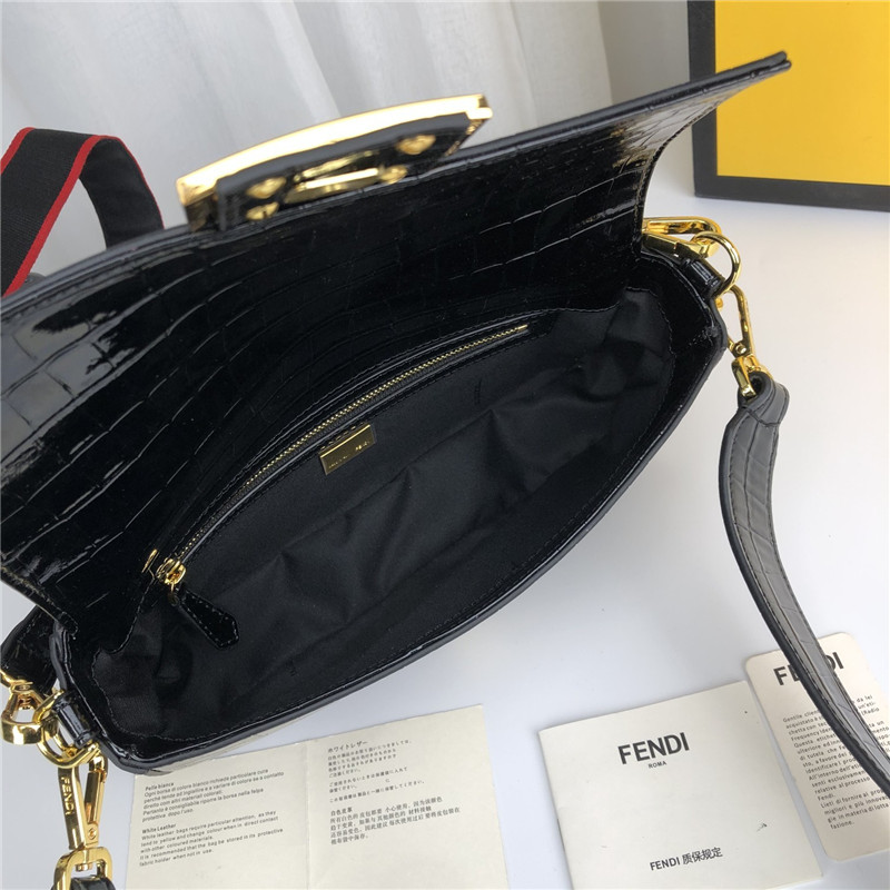 fendi crocodile baguette black - Replicaclubs