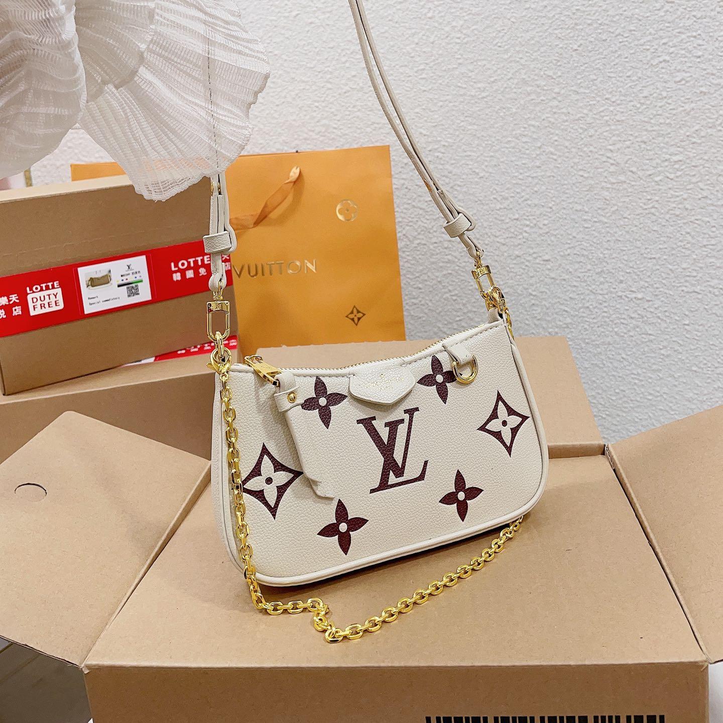 Louis Vuitton LV Easy Pouch Bag1:1High-quality replica