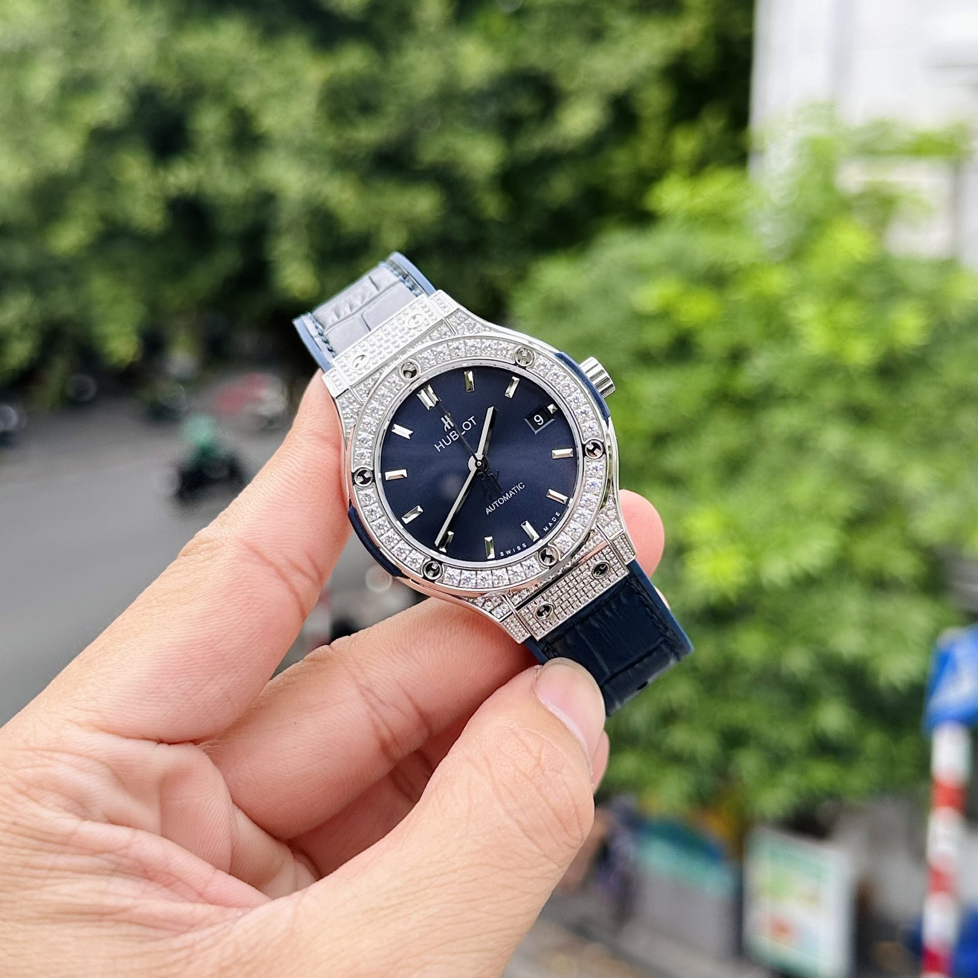 Hublot Replica 1:1 Watch Classic Fusion Blue Dial With Full Diamond HB Factory 38mm - Elite Watch Atelier