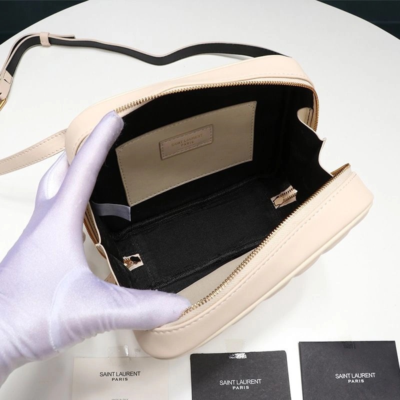 Saint Laurent Vicky Belt Bag In Matelasse Leather Apricot Gold - 1:1High-quality replica