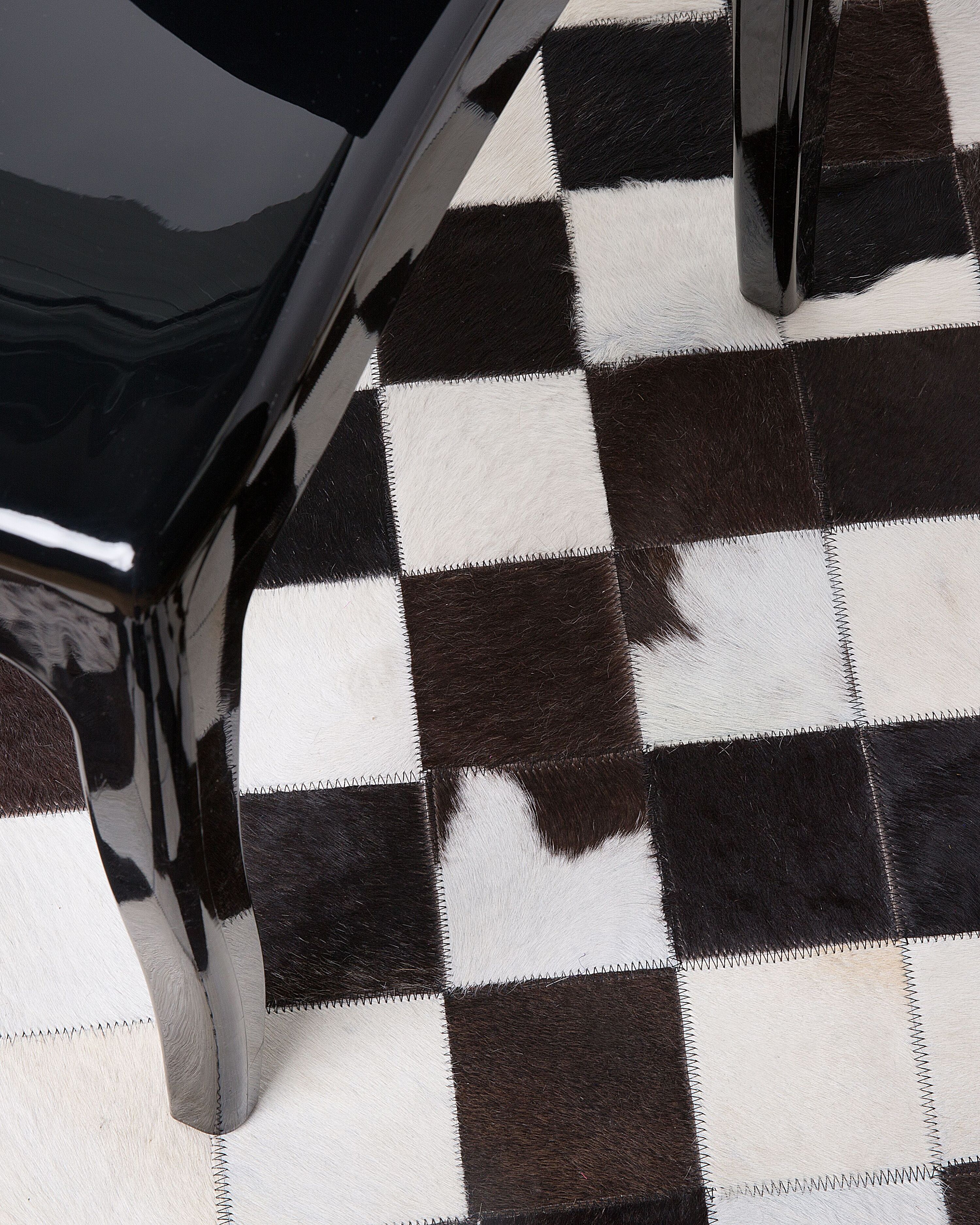 Rug BERGAMA Brown ø 140 cm Leather