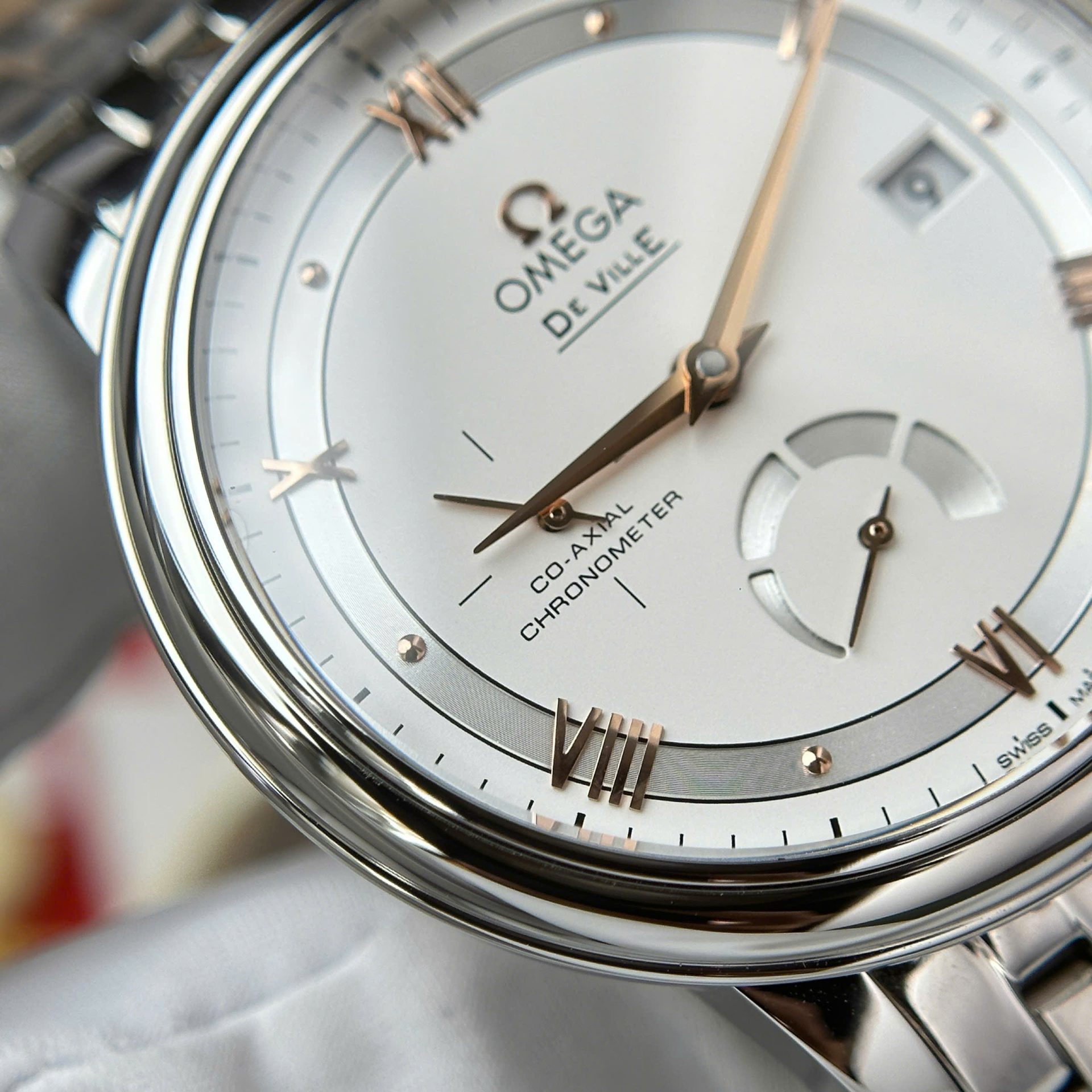 Omega De Ville Prestige Power Reserve Replica Watch White Dial Metal Wire 39.5mm - Top club