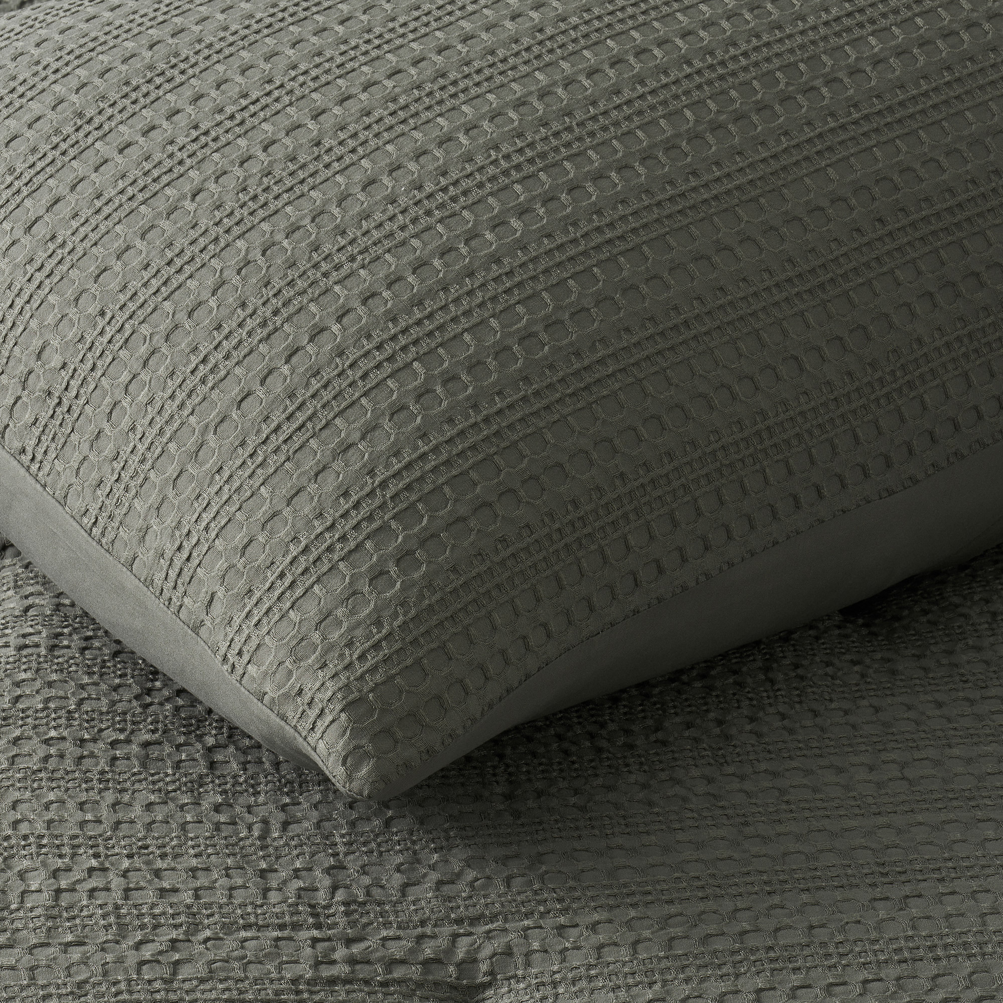 EVERGRACE 3-piece Microfiber Waffle Comforter Set - Image 6