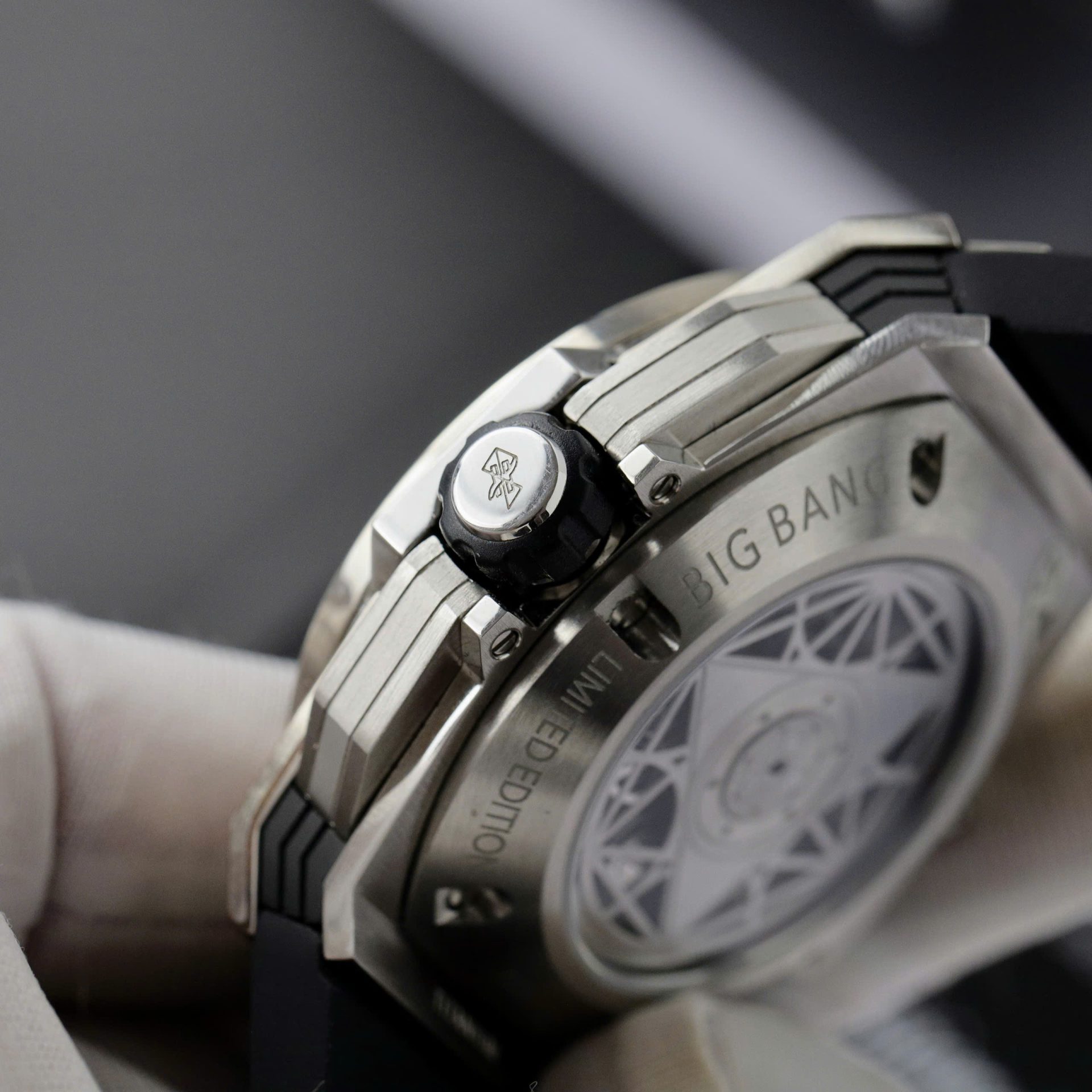 Hublot Big Bang Sang Bleu II Replica Watch Custom Moissanite Diamonds 44mm - Top club