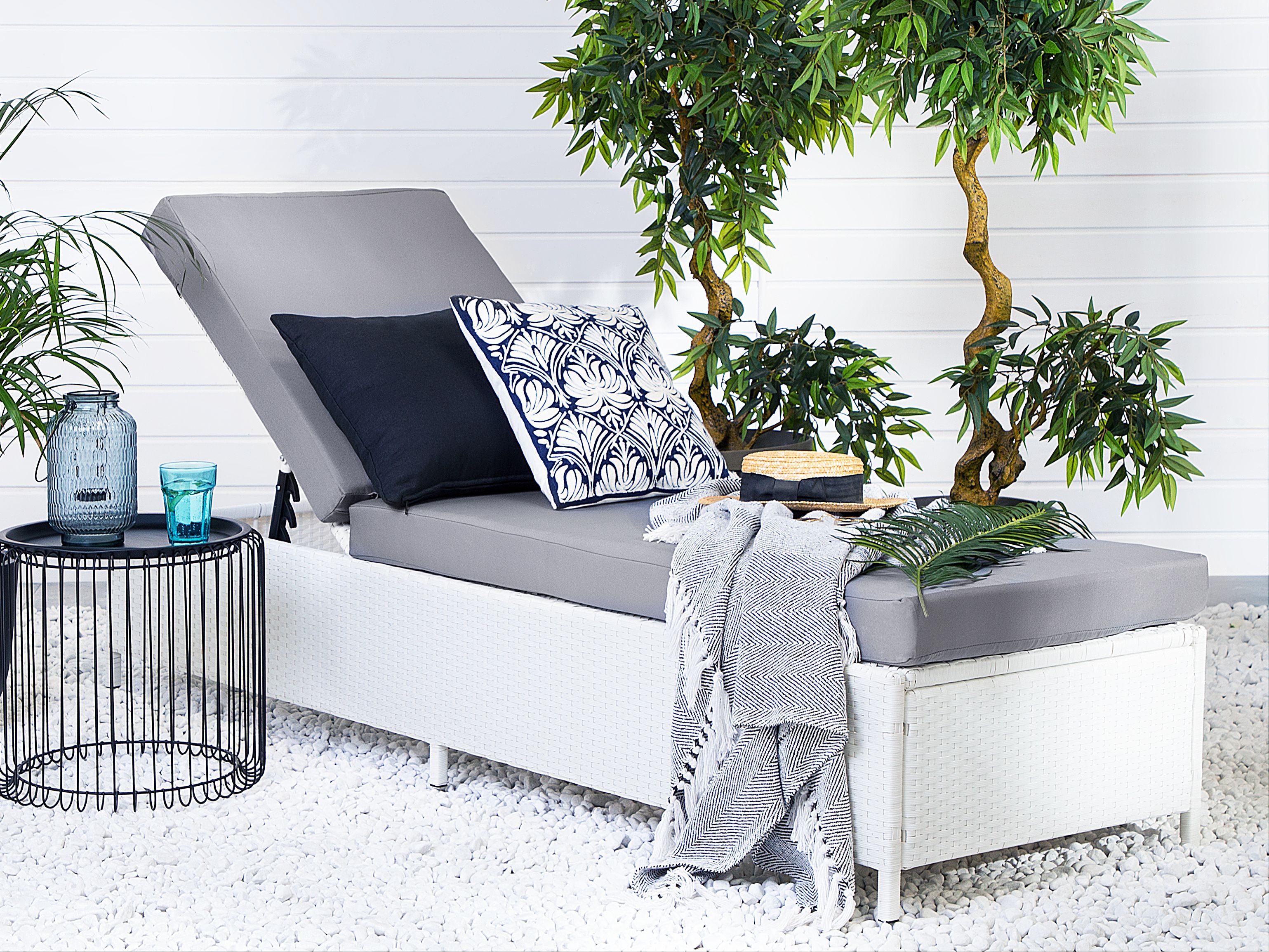 Sun Lounger with Cushion TURIN Reclining PE Rattan White