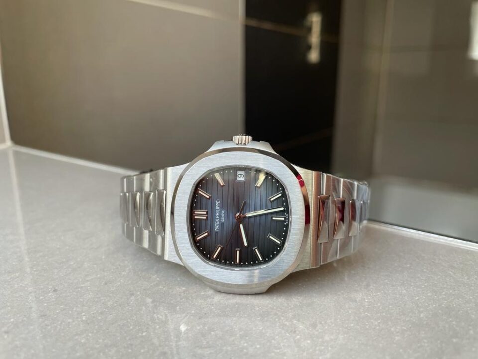 Replica PATEK PHILIPPE Nautilus 5711 PPF 1:1 Best Edition Gray Textured Dial on SS Bracelet 324CS - Top club