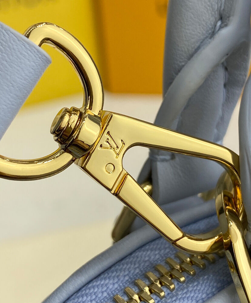 Louis Vuitton Alma BB1:1High-quality replica