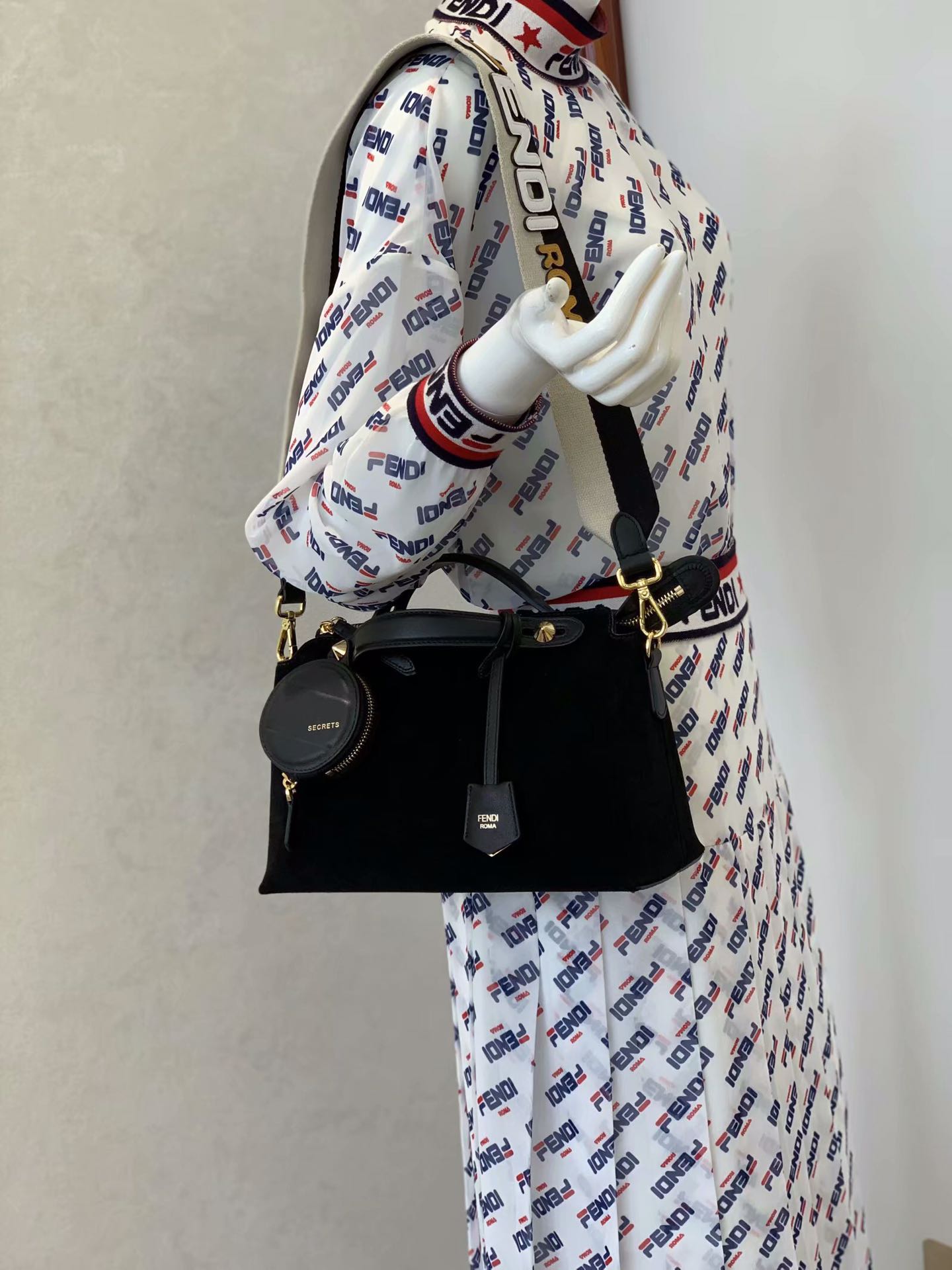 FENDI BY THE WAY - Replicaclubs
