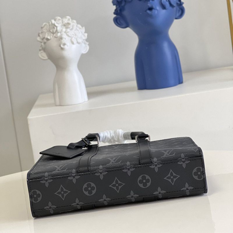 Louis Vuitton Crossflat Tote Replica – Black (M46098)1:1High-quality replica