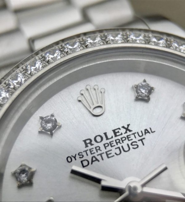 Replica Rolex DateJust 28mm Diamonds Bezel White Dial Diamonds Rome Markers Bracelet A2236 - Top club