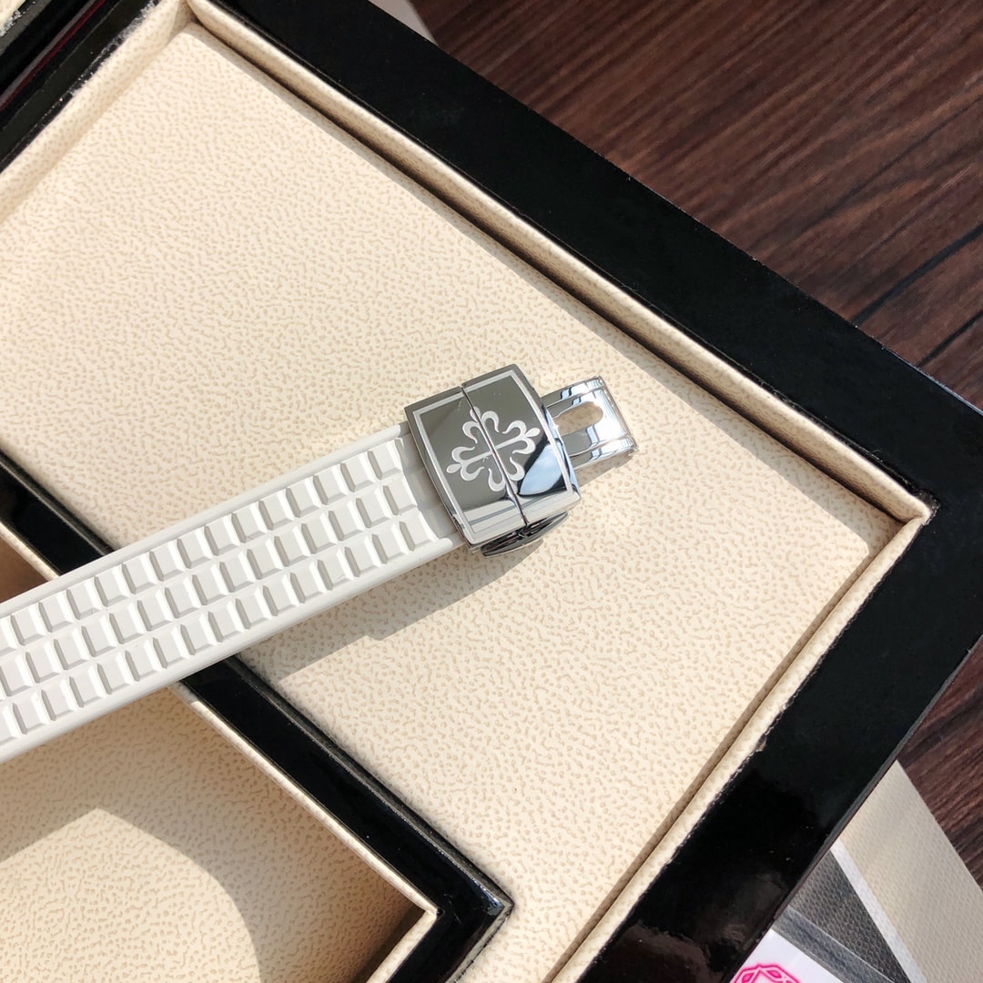 Fake Patek Philippe Replica Watch Aquanaut Ladies Stainless Steel Composite 5067A-024 TWF(1:1 replica) - Top club