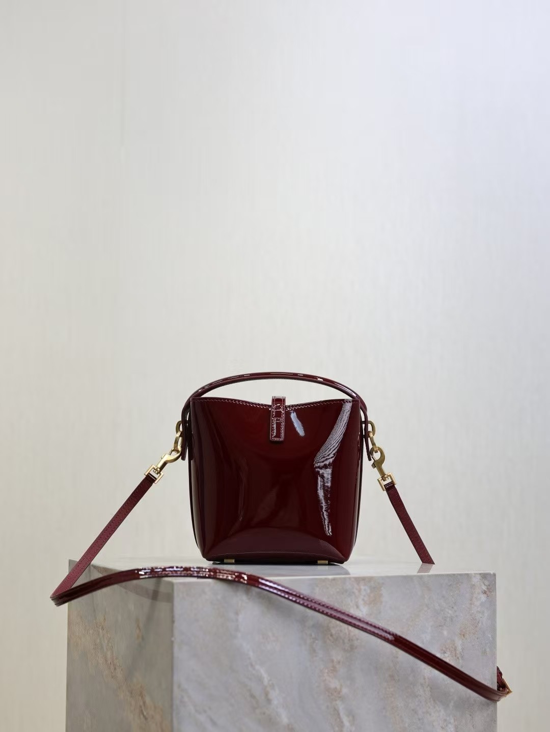 Saint Laurent LE 37 Mini Patent Leather HandBag1:1High-quality replica