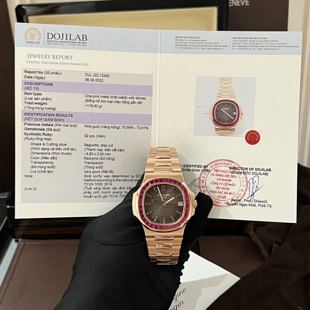 Patek Philippe Nautilus 5723 Replica Watch Gold Wrapped With Red Ruby 40mm - Top club