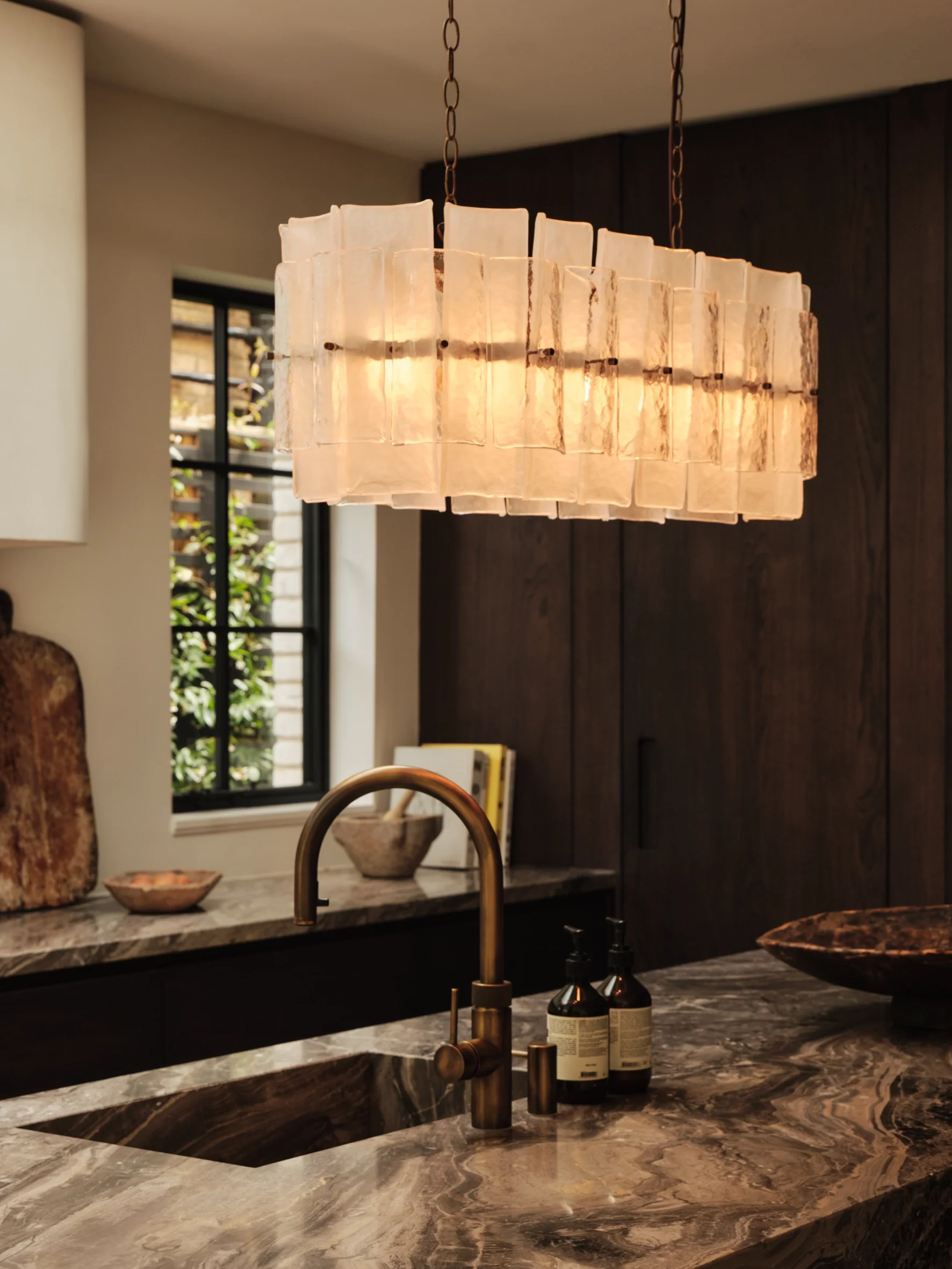 Artistic pendant light